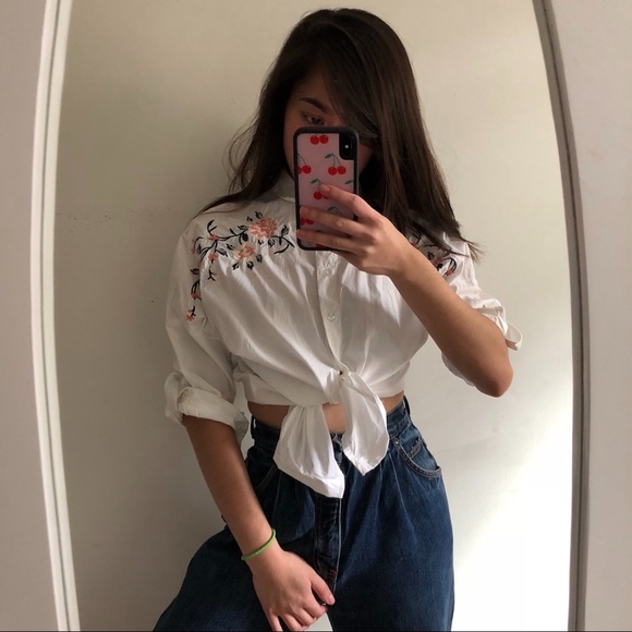 FINAL PRICE DROP Embroidered Button Up - Picture 2 of 5